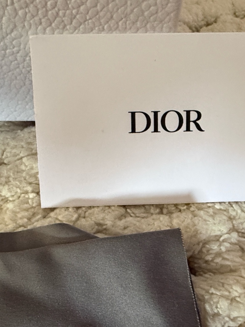 Dior Black Round women’s Sunglasses with Dior Case - Picture 5 of 10